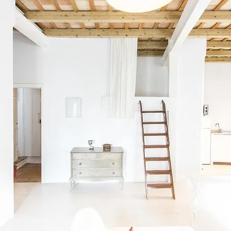 Mistral Apartment